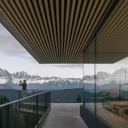 Anders Mountain Suites 5-2